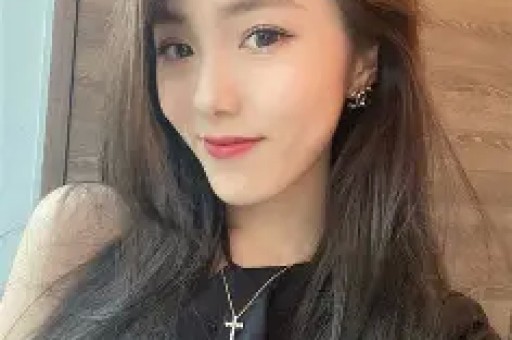 当红顶流恋情曝光！对方是美女网红离异带娃身材黑料被扒
